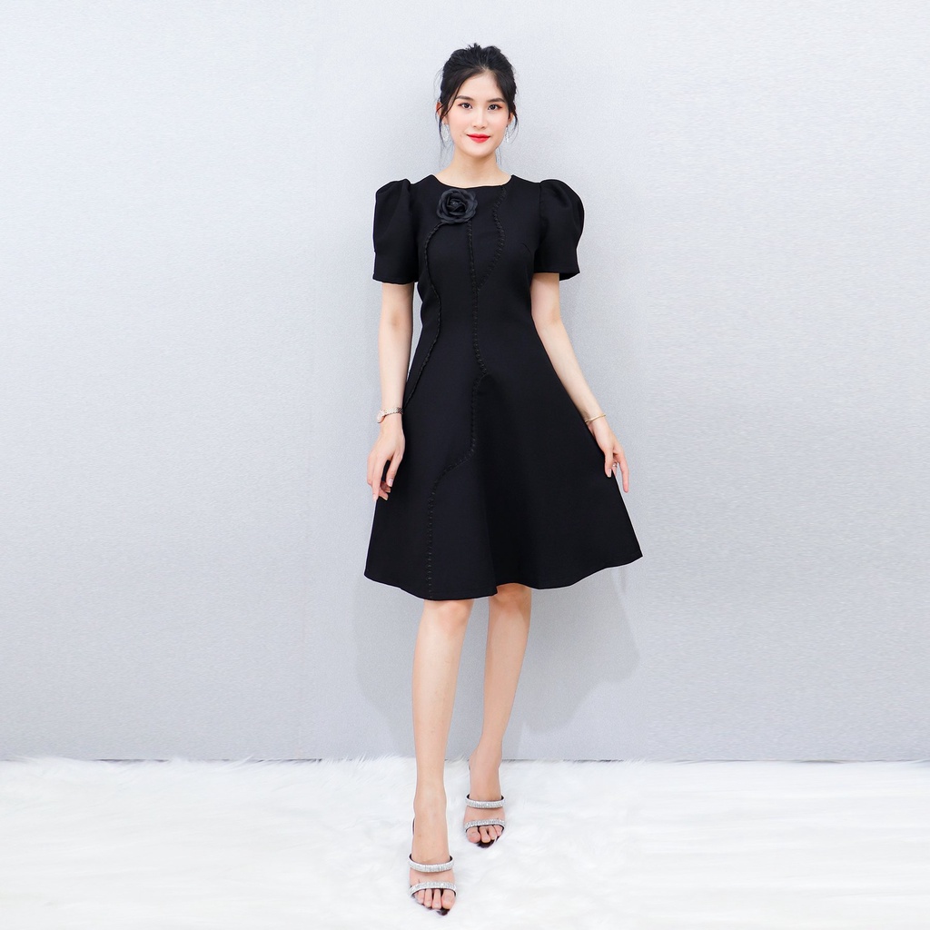 Đầm Gấm Dự Tiệc Sang Trọng Bigsize AMYRA, Thiết Kế Dáng Chữ A Tay Phồng Cổ Nơ Hoa In Nổi 3D Trẻ Trung Cao Cấp DA171