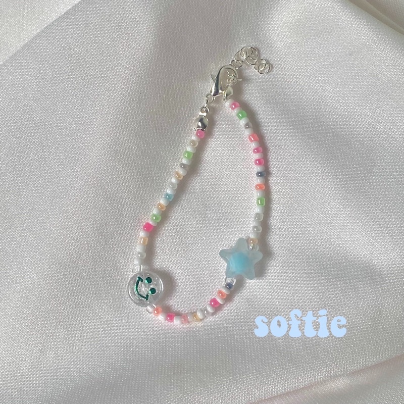 Vòng tay pastel smile