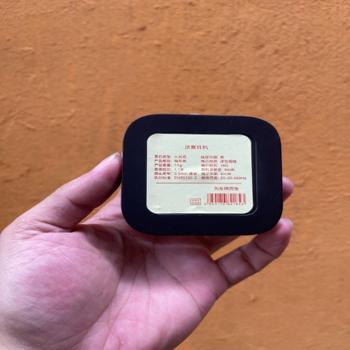 Tai nghe Xiaomi chất âm hay dây bọc vải dù thời trang