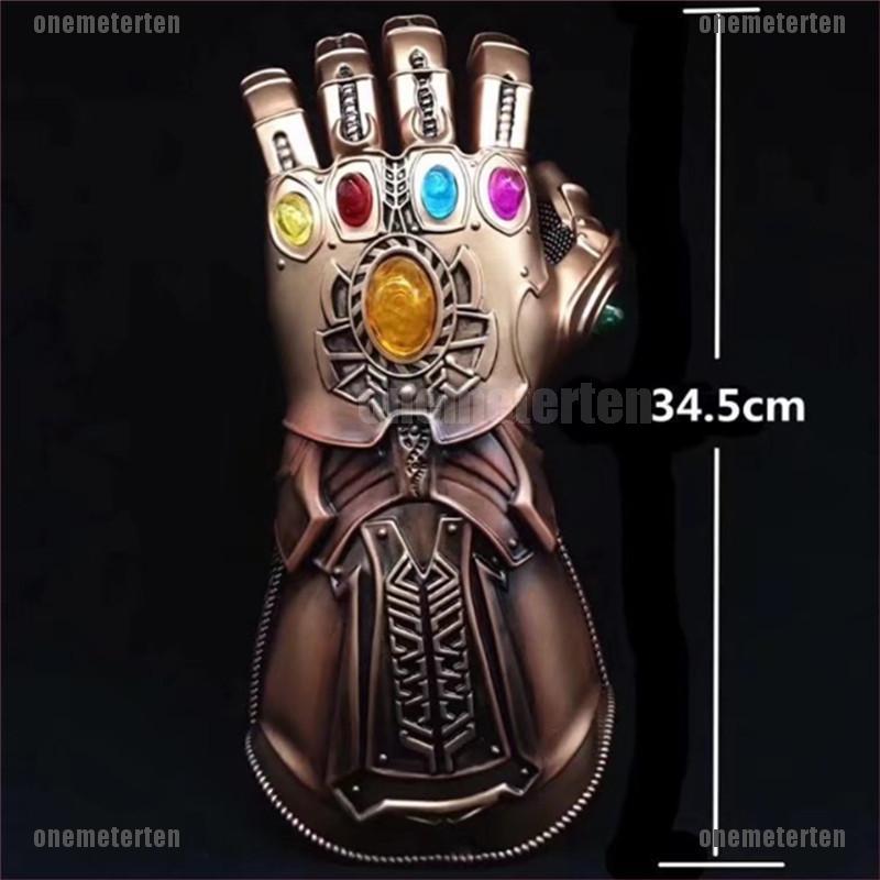 Găng tay vô cực của nhân vật Thanos trong Marvel