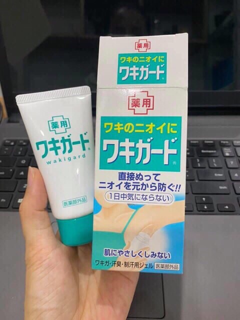 Lăn gel khử mùi hôi nách Kobayashi - lăn trị hôi nách kobayashi | BigBuy360 - bigbuy360.vn