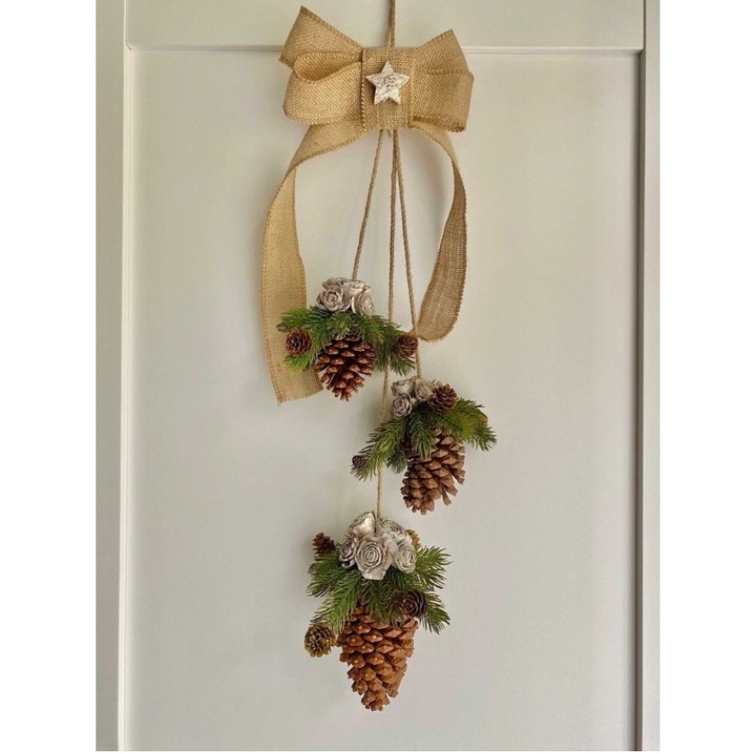 Quả thông Quảng Bình làm tranh - decor - trang trí