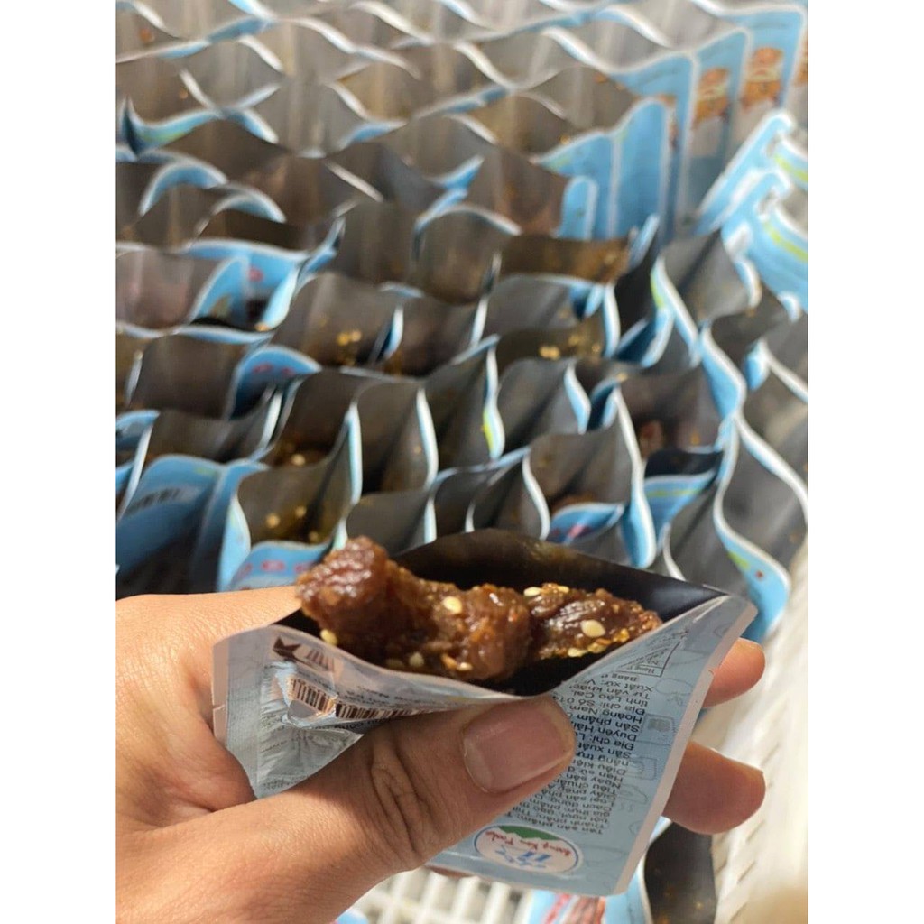 Thịt bò khô vị tê cay Hoàng Nam Food Combo 20 gói 12gram | BigBuy360 - bigbuy360.vn