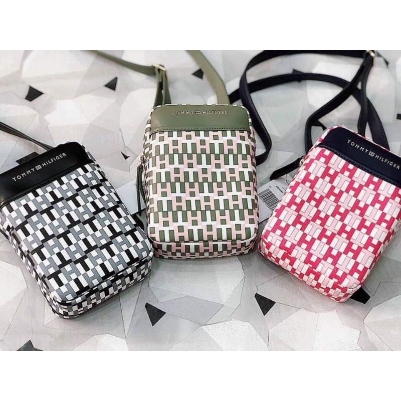 Túi mini điện thoại TOMMY HILFIGER - 🛫🇺🇸Hàng chuẩn Auth mua tại Mỹ