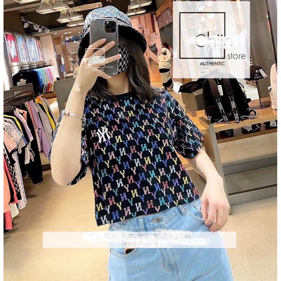 Áo Thun Croptop Logo chữ