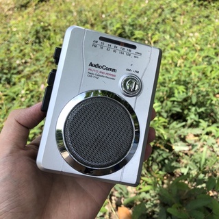 Máy nghe nhạc băng cassette