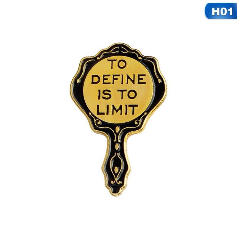 Khuy cài áo hình chữ cái phong cách Gothic dành cho giới trẻ