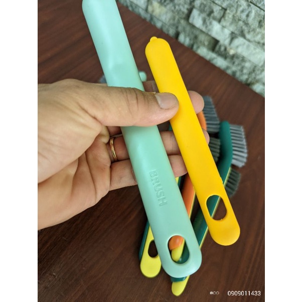 Bàn chải rửa xe  chuyên rửa máy móc, rửa xe chi tiết