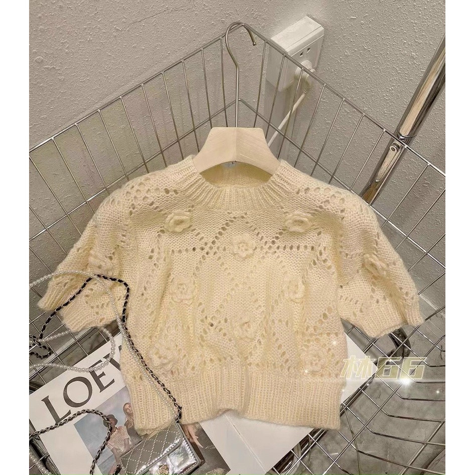 Áo len dệt hoa nổi sang sịn,dáng lửng thiết kế bo gấu tay bo eo mặc lên phom rất đẹp-Minxy shop