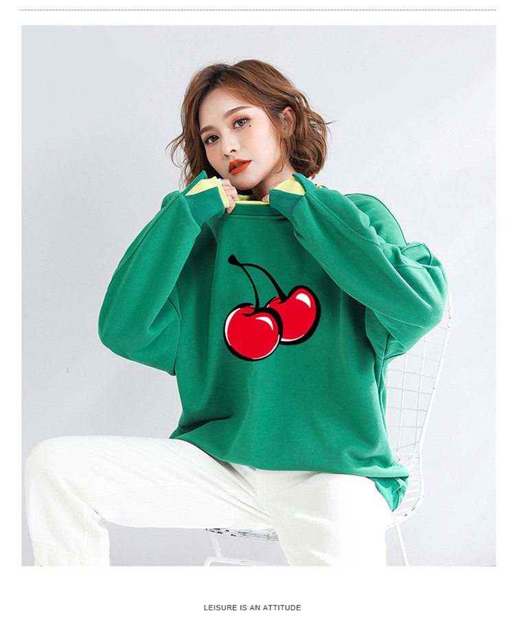 The new 2020 Korean autumn women's long-sleeved round neck T-shirt loose and versatile