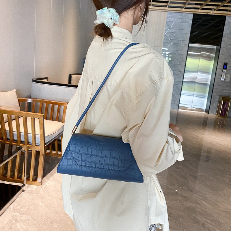 Túi Xách Nữ 2021 Túi Kẹp Nách Sành điệu 👛👛 HQ225 | BigBuy360 - bigbuy360.vn