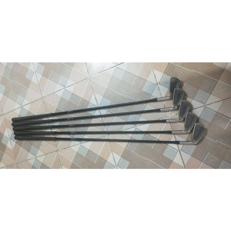 Bộ gậy MIZ của Mizuno