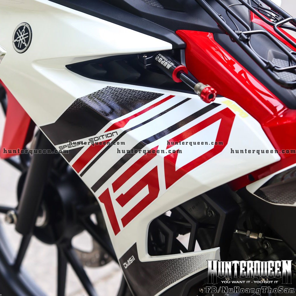 Tem rời Y15ZR phiên bản 2021 trắng đỏ. Decal cao cấp dán xe Exciter 150, chống nước, bền màu