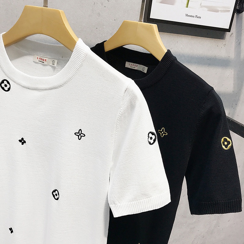 Áo thun tay ngắn cổ tròn họa tiết thêu thời trang năng động cho nam