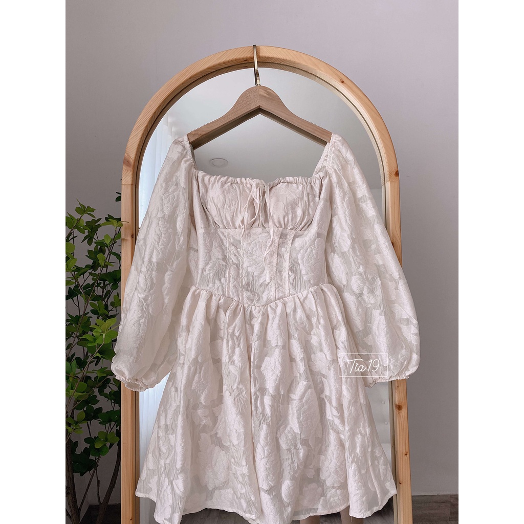 Váy hoa dài tay princess Tia19. Đầm hoa dài tay (ảnh thật do shop tự chụp).