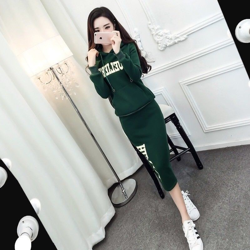 Set Áo Hoodie Phối Chân Váy Vải Nhung Dày Kiểu Hàn Quốc Thời Trang Cho Nữ