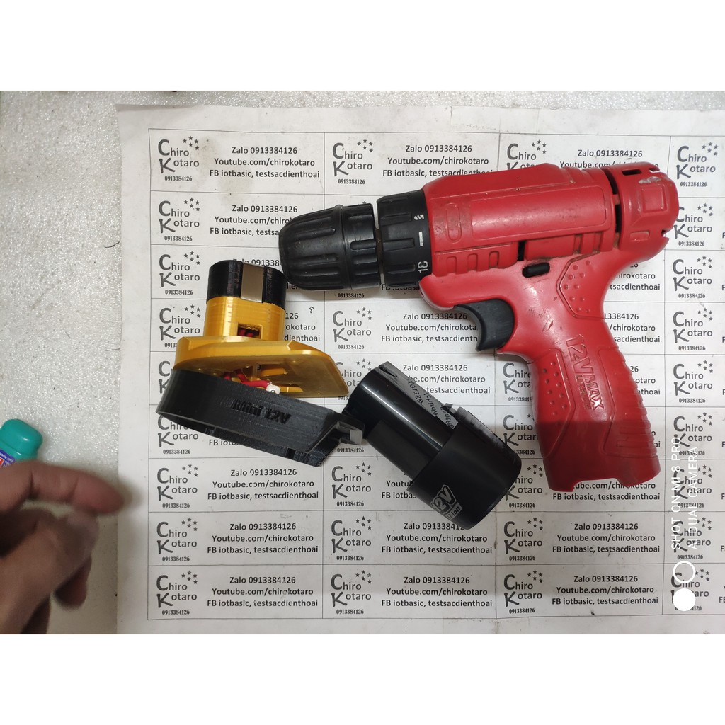 Đế chuyển pin các máy tam giác tàu 12V Li-ion sang dùng hộp cài Makita