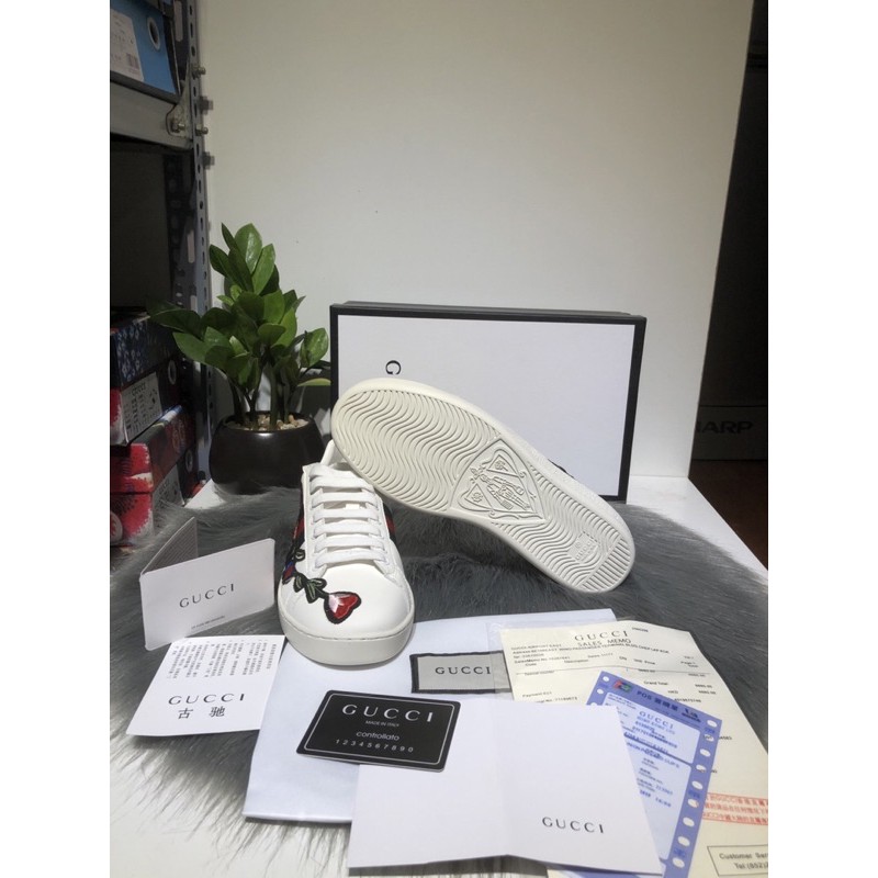 Giày cao cấp hoạ tiết thêu hoa full-pkien ctshop2019