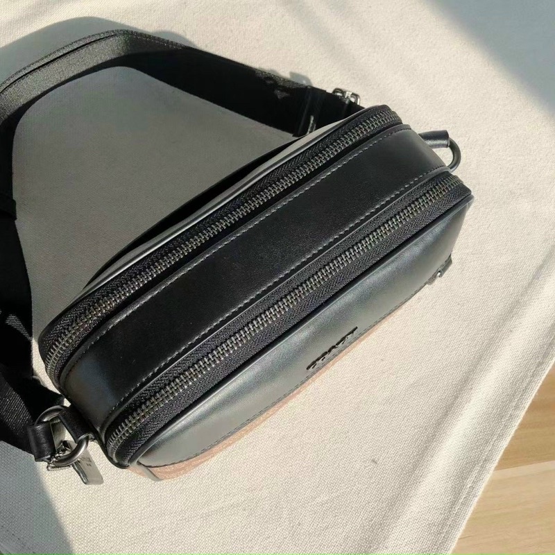 TÚI ĐEO CHÉO NAM Graham Crossbody In Signature Canvas