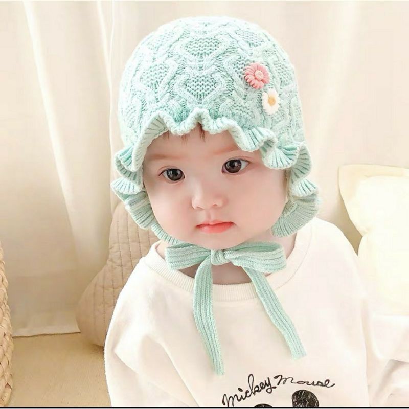 Mũ len bèo Hoa Cúc cho bé có dây buộc chống gió và giữ ấm cho bé từ 0 tháng đến 2 tuổi. Mũ nón len đội mùa đông cho bé