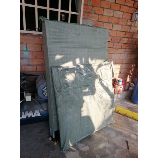 Chuồng bay cho gà tre. gà choị