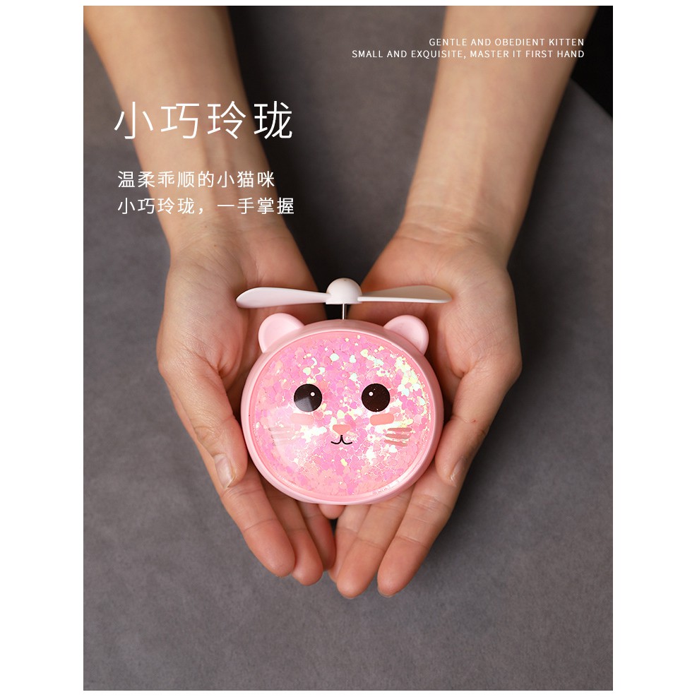 Quạt sạc mini hình heo,gấu,mèo cute có đèn led