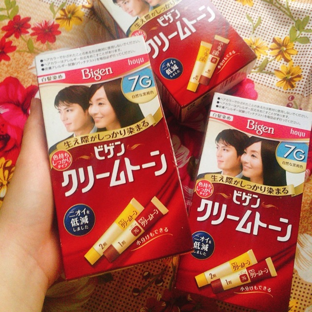 Thuốc nhuộm tóc Phủ bạc Bigen