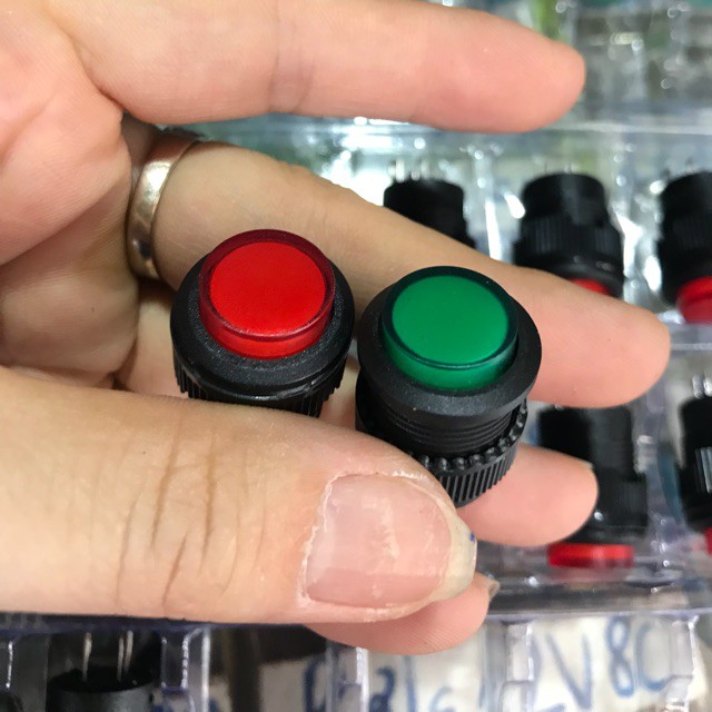 HOT-2 chiếc công tắc nhấn nhả
