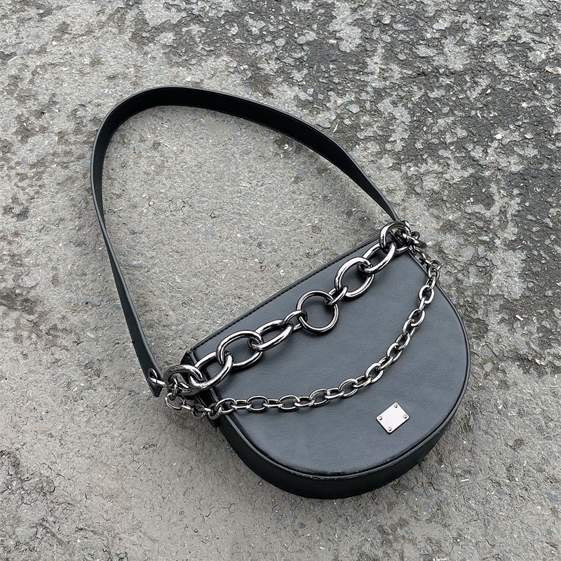 Túi Đeo Chéo Hình Yên Ngựa IELGY Phối Dây Xích Thời Trang Cho Nữ