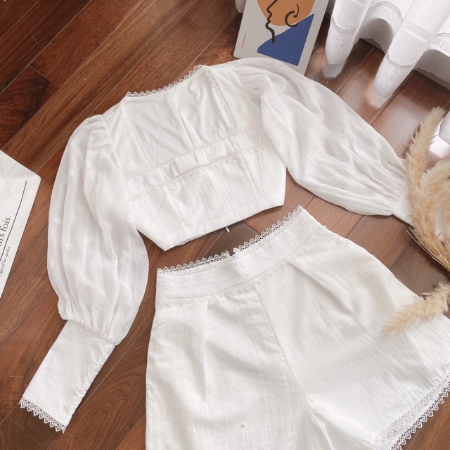 Set Áo croptop phối Voan Tay Phồng & quần Short Viền Ren Cực Xinh