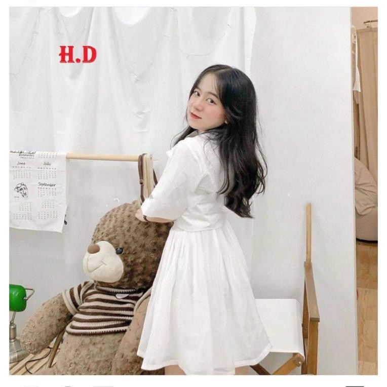 [Mã FAMARAL2 giảm 10K đơn 50K] set váy áo crotop buộc nơ kèm chân váy có quần trong, set đồ nữ màu trắng điệu đà