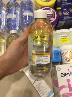 Nước tẩy trang Garnier 400ml
