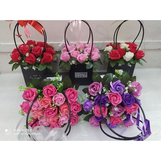 giỏ hoa hồng sáp  đủ màu