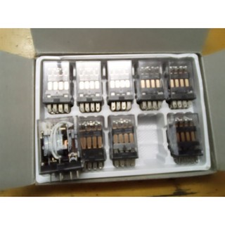 Rơ le trung gian 14 chân, 110V, omron. kèm đế.
