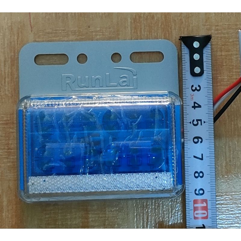 Đèn sườn RunLai 5003  , giá 1 hộp 2 cái