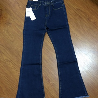 Quần bò ống loe ( jeans )