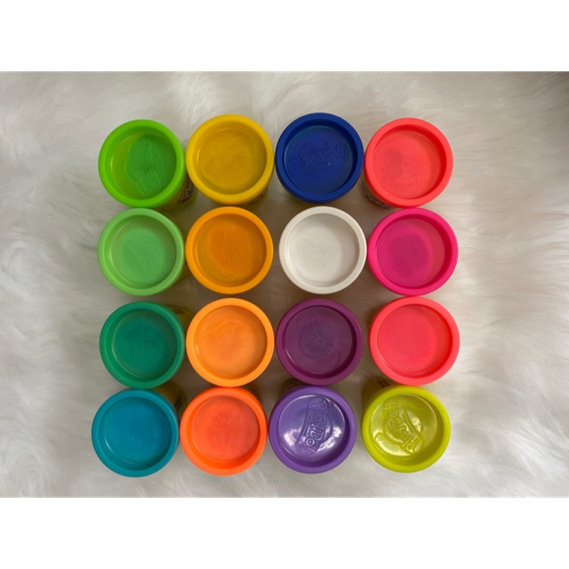 Hộp đất nặn Playdoh cỡ trung