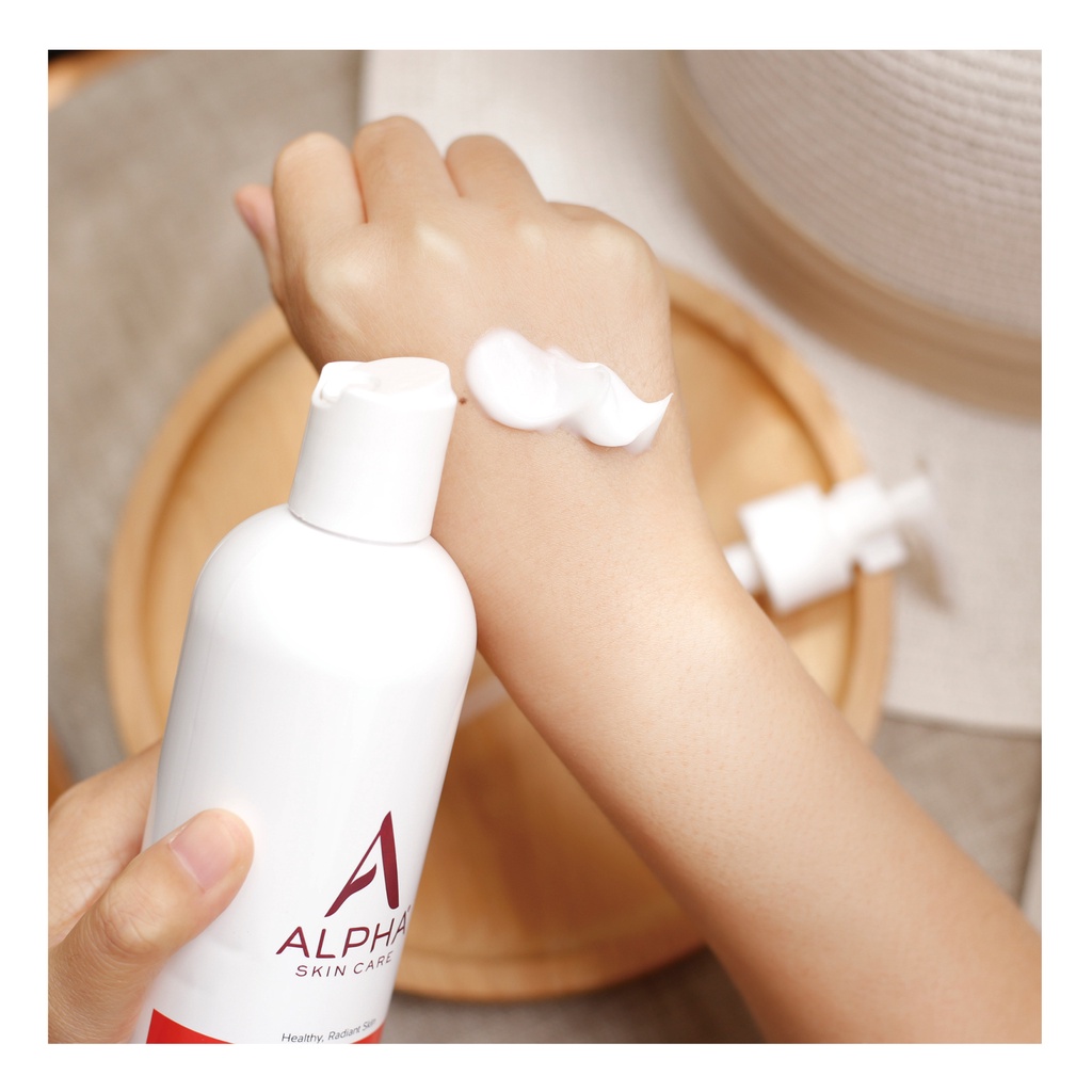 Dưỡng Thể Làm Mềm Mịn Sáng Da Alpha Skincare Renewal Body Lotion 12% AHA 340g