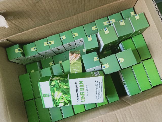 Tinh dầu tràm Huế hiệu Linh Đan cúp vàng cấp Tỉnh