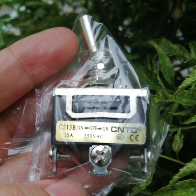 Công tắc gạt sắt 3 chân 3 trạng thái on off on c513b cntd