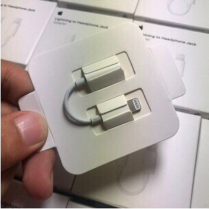 Cáp chuyển đổi đầu cắm Lightning sang Jack 3.5mm cho iphone 7, 7p, 8, 8 plus, iphone X, iphone 11, 11pro max chính hãng.