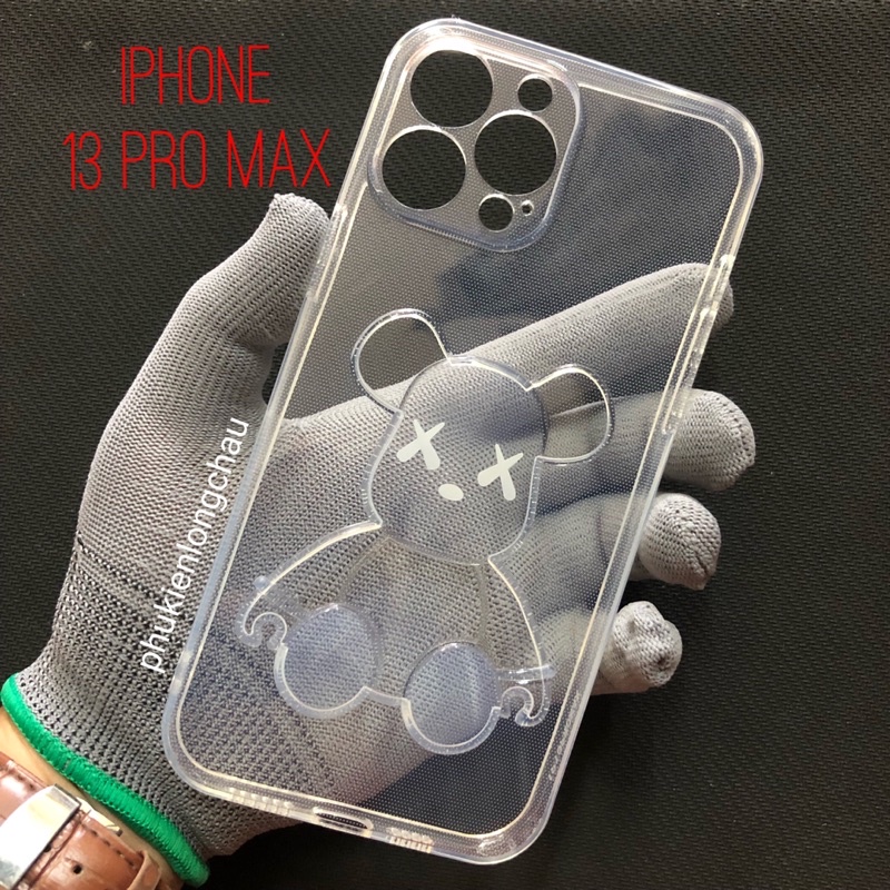 Ốp Lưng iPhone 13 Pro Max Gấu Bearbrick Nổi 3D Dẻo Trong Cạnh Vuông
