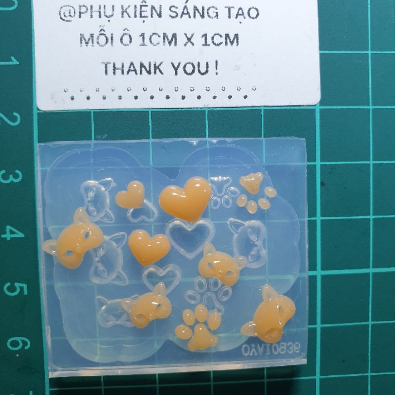 Khuôn silicon nail-keycap 3d mặt nạ vs trái tim dễ thương