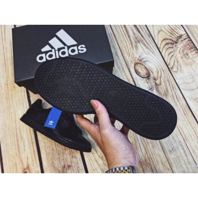 Lịch Sử Giá Giày Adidas Stan Smith All Black Siêu Chất Nam Nữ Cập Nhật  9/2023 - Beecost