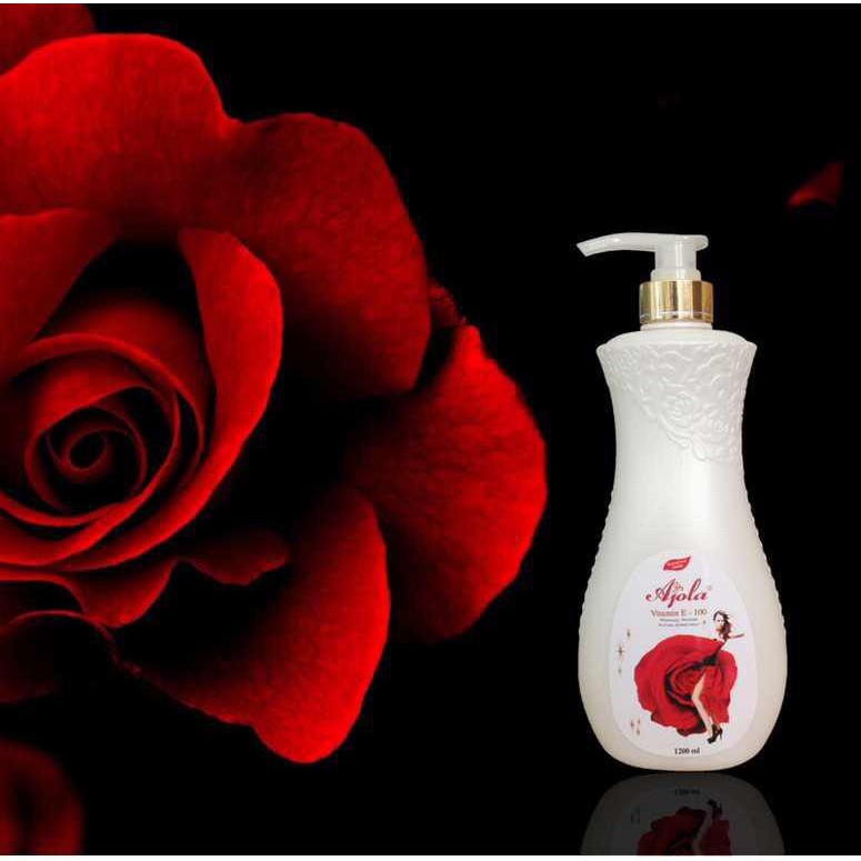 Sữa tắm cao cấp Ajola Vitamin E (Chai 1200ml) - Chính Hãng