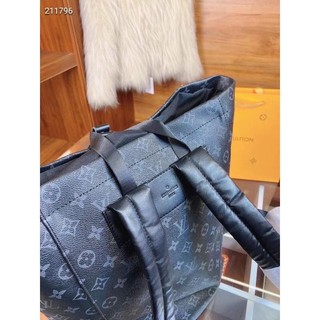 Balo LV cao cấp có sẵn