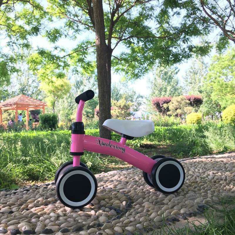 Xe chòi chân KDC Bốn Bánh Thăng Bằng Tăng Cường Vận Động Tập Đi Cho Bé từ 1 đến 2 tuổi Xiaolexiong | Happybaby