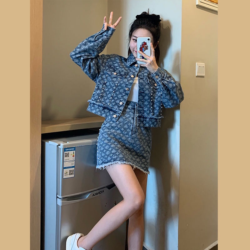 CHANEL Set áo sơ mi denim phối chân váy thời trang xuân thu cho nữ 2021 tuổi | BigBuy360 - bigbuy360.vn