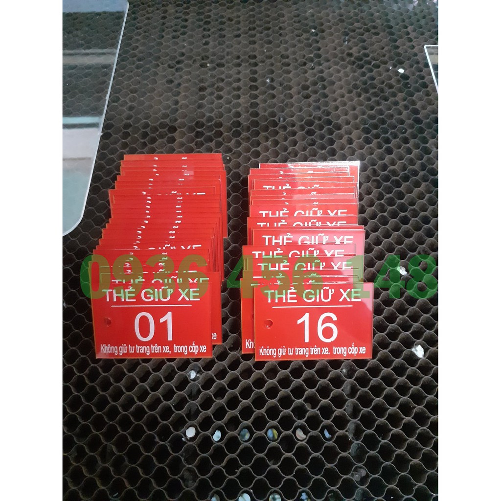 Thẻ giữ xe mica 4 x 6 cm combo 50 thẻ