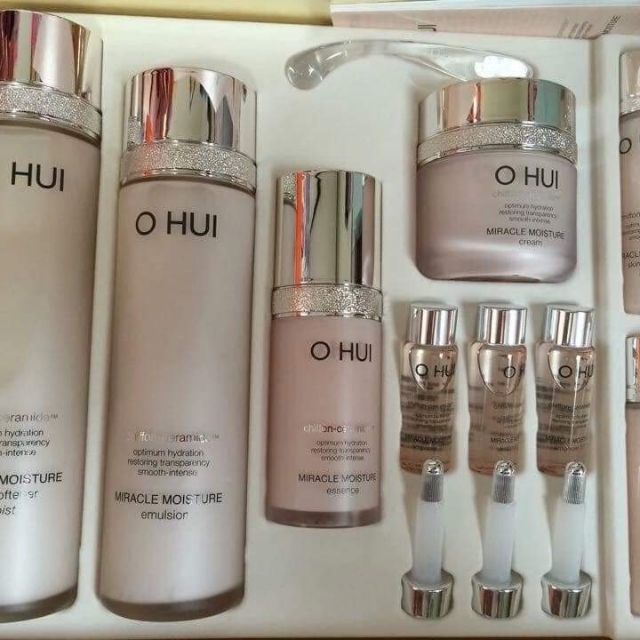 OHUI hồng Miracle Moisture